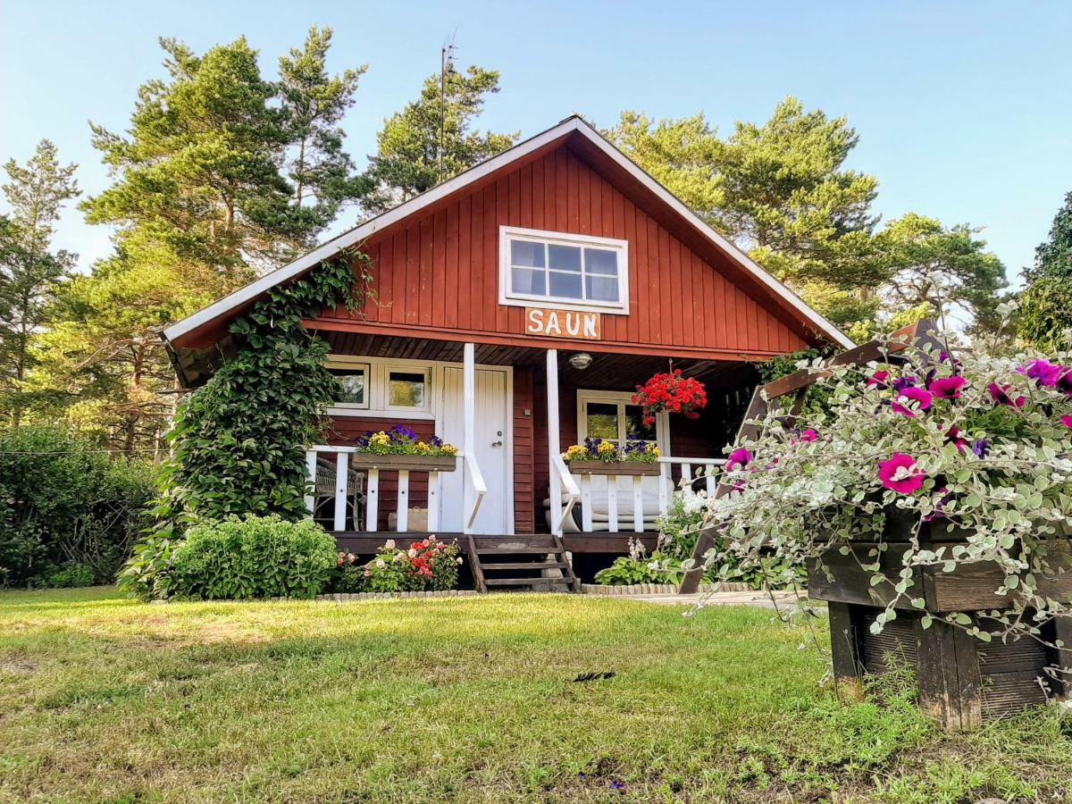 Nõva Madise Guesthouse Rannaküla Extérieur photo